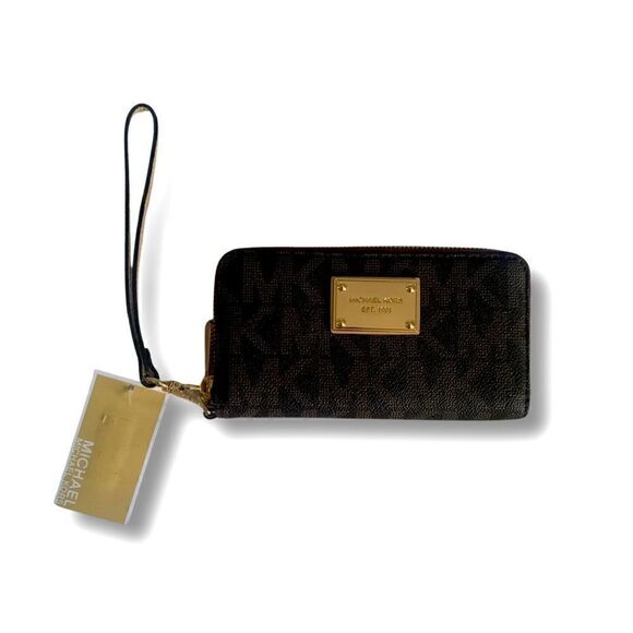 Michael Kors Wristlet    - Picture 1 of 4